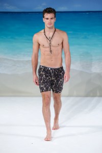 Descendant of Thieves Men's Spring 2019
