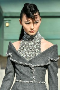 Details at Chanel Couture Fall 2018