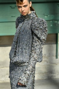 Details at Chanel Couture Fall 2018