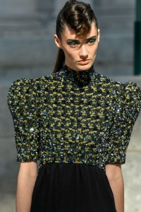 Details at Chanel Couture Fall 2018