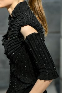 Details at Chanel Couture Fall 2018