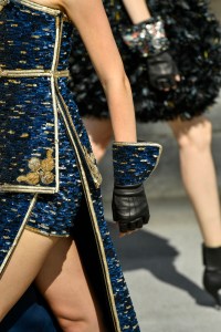 Details at Chanel Couture Fall 2018