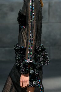 Details at Chanel Couture Fall 2018