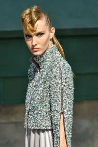 Details at Chanel Couture Fall 2018