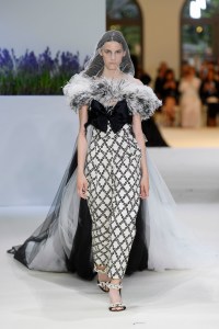 Giambattista Valli Couture Fall 2018