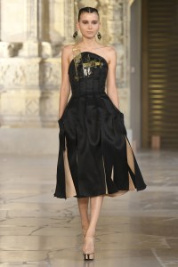 Guo Pei Couture Spring 2018