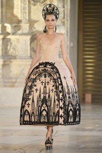 Guo Pei Couture Spring 2018