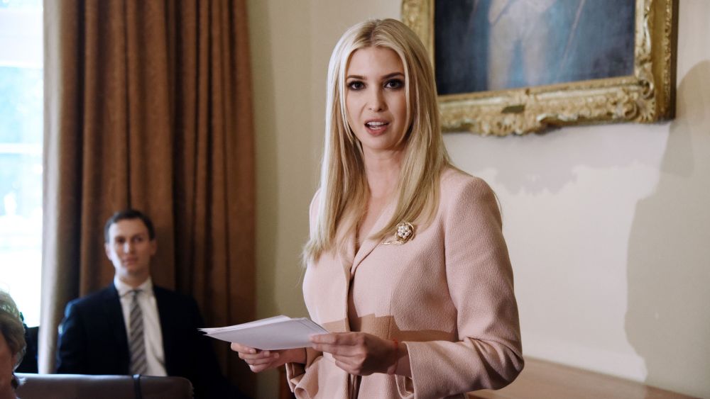 Ivanka Trump closes fashion business clothing label