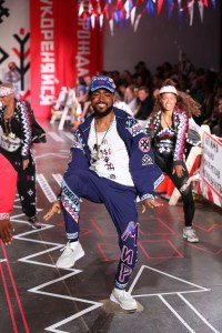 Jahnkoy Men's Spring 2019