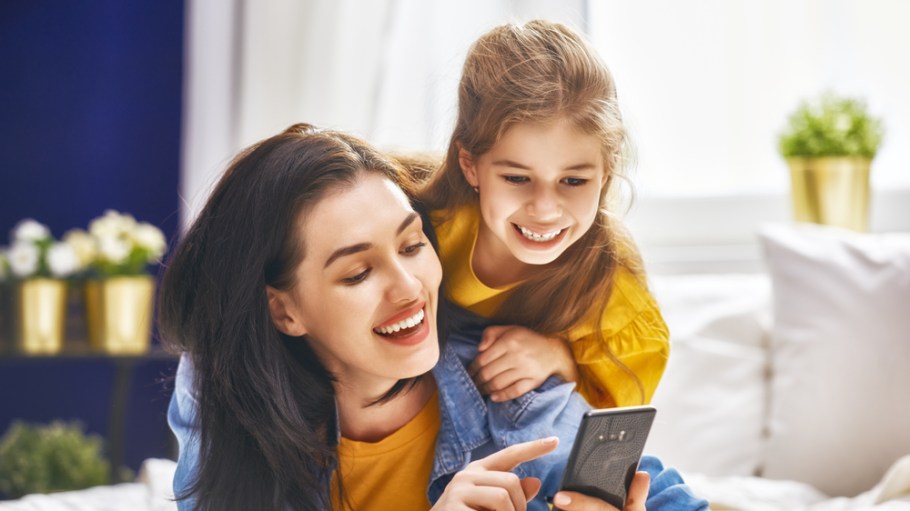 How Walmart’s Jetblack Startup Runs on “Magic” and “Word of Mom”