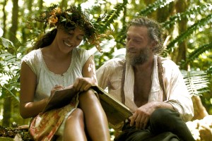 Vincent Cassel as Paul Gauguin with Tuheï Adams as the artist’s muse Tehura.