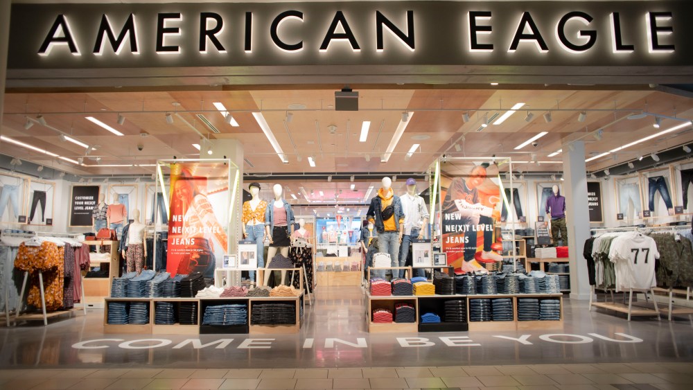 ICSC Study: 'Halo Effect' Drives Online Sales From New Stores