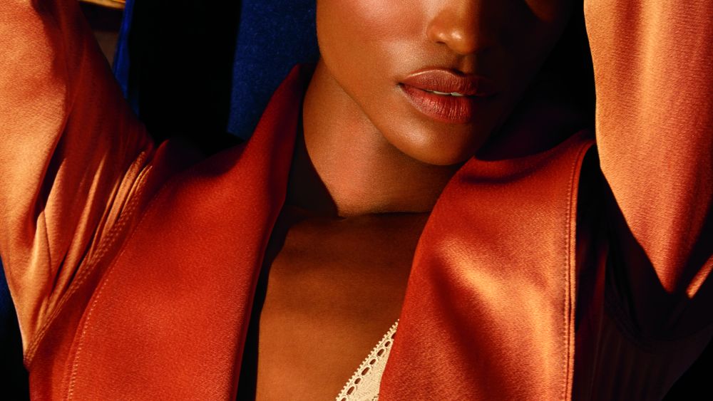 Laura Mercier Readies for Global Restage, Unveils Logo