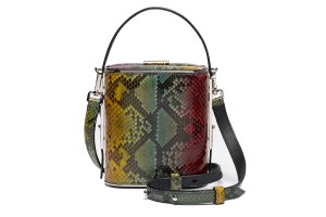 Hayward Resort 2019
Hayward designer Marin HopperÕs resort was born out of her family friend David HockneyÕs paintings from the Sixties and Seventies in colors and fabrications but also in shape with her new field bag, Òcreated with the camera bag carried by many artists of the period (as Hockney) in mind,Ó said Hopper.