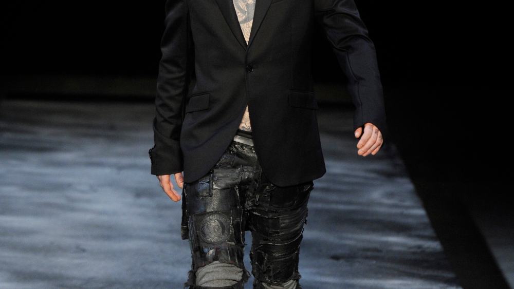 Rick Genest aka Zombie Boy on the runway at Mugler men's fall 2011 show