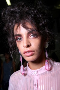 Model backstage