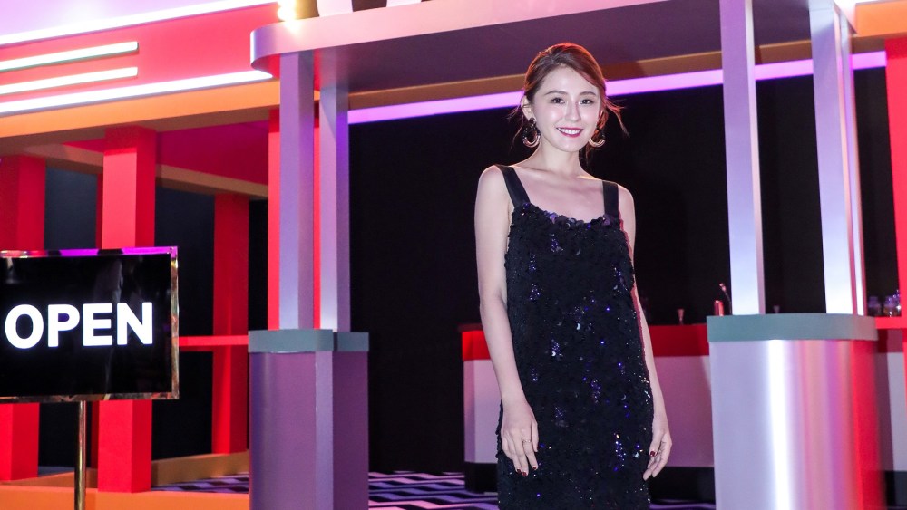 H&M China Jumps into Tmall's Super Brand Day, Stages Buy-Now Fashion Show
