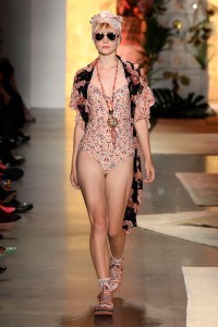 Anna Sui RTW Spring 2019