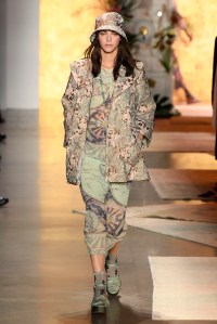 Anna Sui RTW Spring 2019