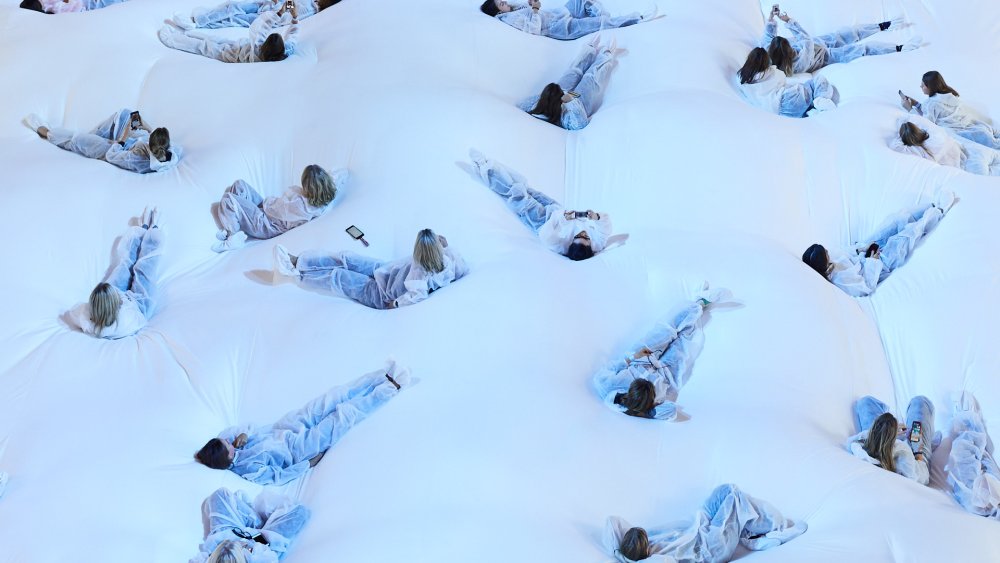 The Anya Hindmarch "Chubby Clouds" presentation