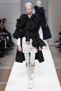 Commes Des Garcons RTW Spring 2019