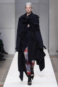 Commes Des Garcons RTW Spring 2019