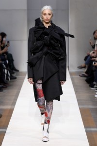 Commes Des Garcons RTW Spring 2019