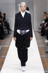 Commes Des Garcons RTW Spring 2019
