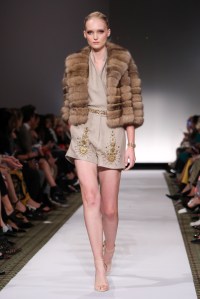 Dennis Basso RTW Spring 2019