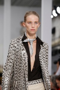 Details at Tod's RTW Spring 2019
