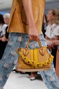 Details at Tod's RTW Spring 2019