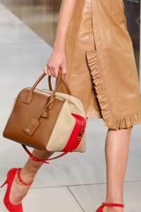Details at Burberry RTW Spring 2019