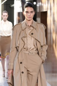 Details at Burberry RTW Spring 2019