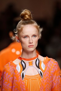 Details at Fendi RTW Spring 2019