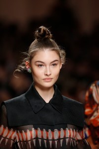 Details at Fendi RTW Spring 2019