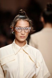 Details at Fendi RTW Spring 2019