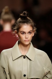 Details at Fendi RTW Spring 2019