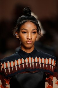 Details at Fendi RTW Spring 2019