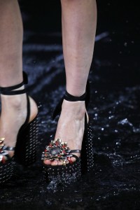 Details a Saint Laurent RTW Spring 2019