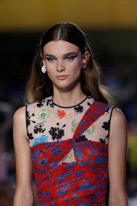 Details at Versace RTW Spring 2019