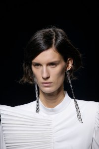 Details at Givenchy RTW Spring 2019