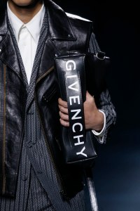 Details at Givenchy RTW Spring 2019