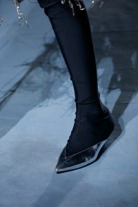 Details at Givenchy RTW Spring 2019