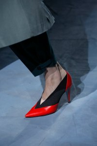 Details at Givenchy RTW Spring 2019