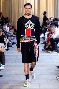 Iceberg RTW Spring 2019