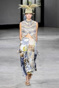 Issey Miyake RTW Spring 2019