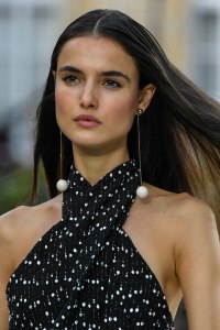 Details at Jacquemus RTW Spring 2019