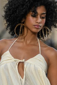 Details at Jacquemus RTW Spring 2019