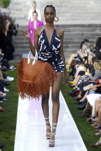 Jacquemus RTW Spring 2019