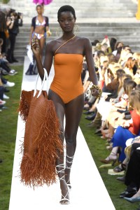 Jacquemus RTW Spring 2019